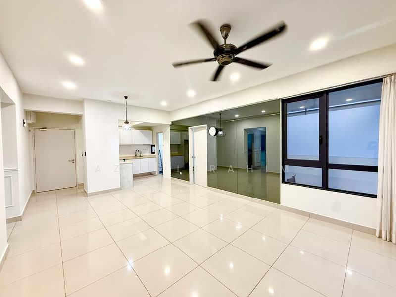 Kondominium untuk Dijual di Hillpark Residence - Azli Ibrahim - Living Room - PropertyGuru.com.my