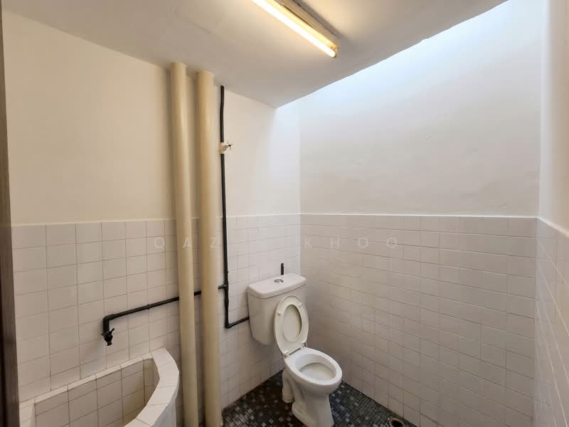 1-storey Terraced House for Sale in Pengkalan Pegoh (Ipoh) - Qazin Khoo - Bathroom - PropertyGuru.com.my