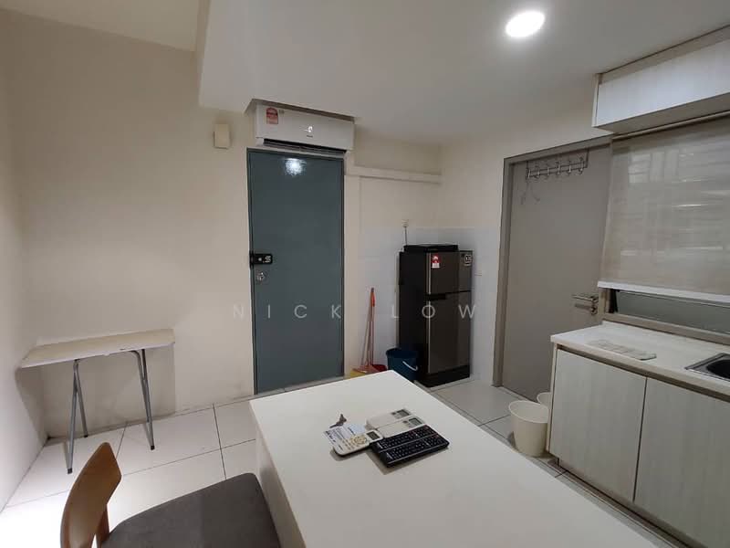 Servis Apartment untuk Disewa di Residences @ 1 Tebrau - Nick Low - Kitchen - PropertyGuru.com.my