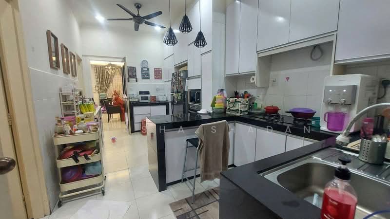 2-storey Terraced House for Sale in Bandar Putera 2 (Klang) - Natasha Shadan - Kitchen - PropertyGuru.com.my