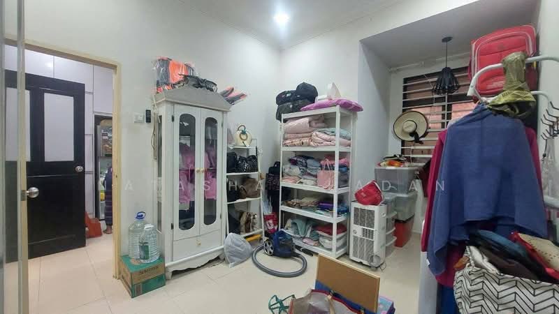 2-storey Terraced House for Sale in Bandar Putera 2 (Klang) - Natasha Shadan - Interior - PropertyGuru.com.my