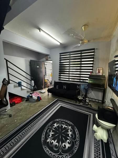 2-storey Terraced House for Sale in Taman Desa Cemerlang (Ulu Tiram) - Jayden Ng - Living Room - PropertyGuru.com.my