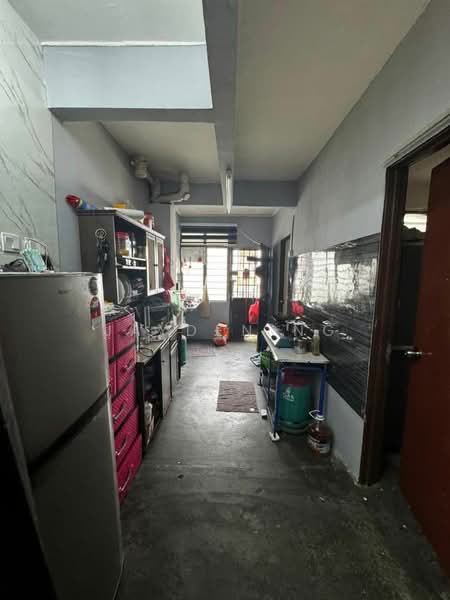 2-storey Terraced House for Sale in Taman Desa Cemerlang (Ulu Tiram) - Jayden Ng - Kitchen - PropertyGuru.com.my