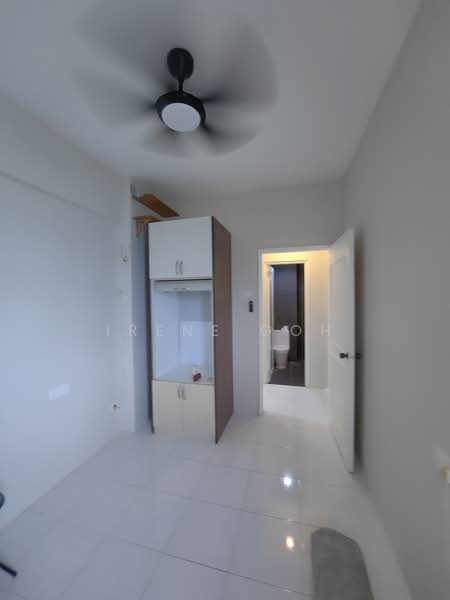 Kondominium untuk Dijual di Gold Coast Resort Condominium - Irene Goh - Bathroom - PropertyGuru.com.my