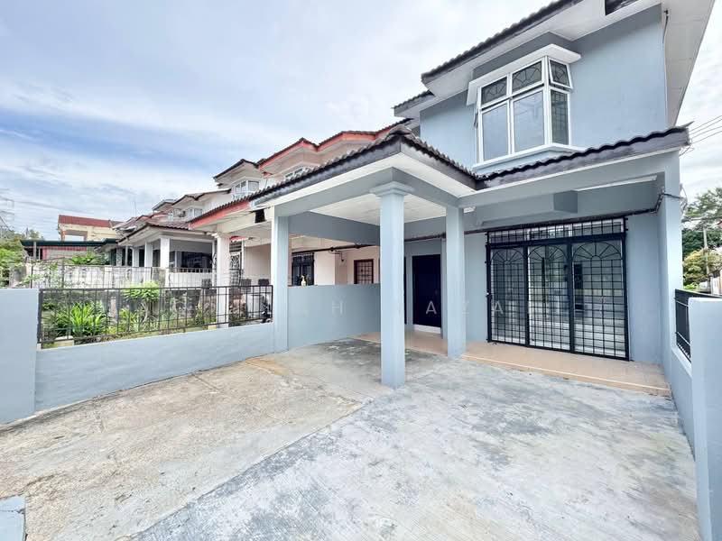 2-storey Terraced House for Sale in Bandar Baru Salak Tinggi (Sepang) - Aqillah Razali - Exterior - PropertyGuru.com.my