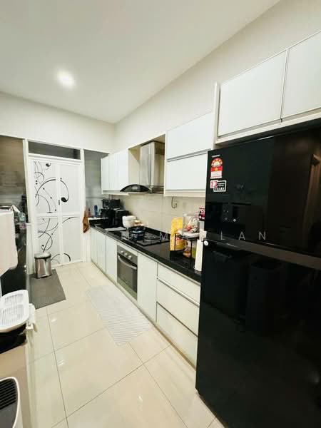 Servis Apartment untuk Dijual di Saville @ Melawati - Halim Mazlan - Kitchen - PropertyGuru.com.my