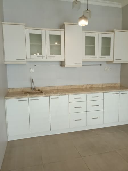 Kondominium untuk Dijual di Li Villas - Sherri Koh - Kitchen - PropertyGuru.com.my