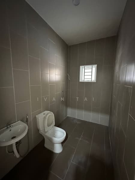 2.5-storey Terraced House for Sale in Menglembu (Perak) - Ivan Tai - PropertyGuru.com.my