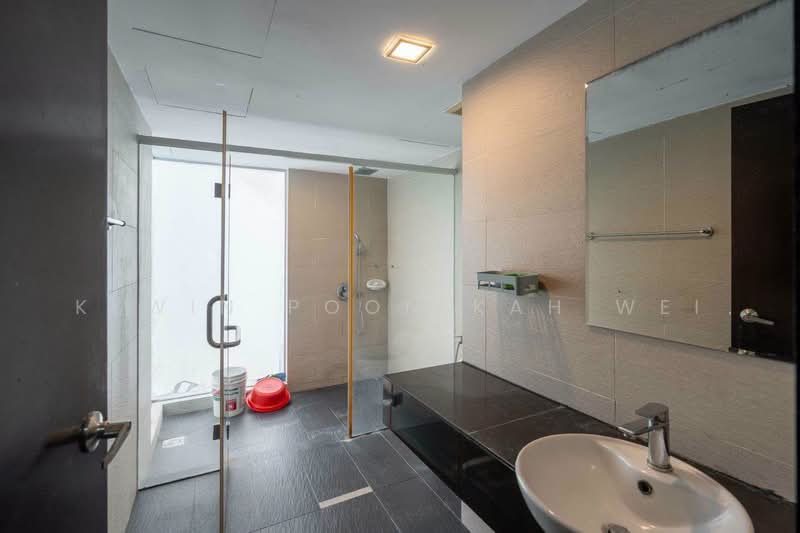 Condominium for Rent at Zen Residence @ Asplenium Condominium - Kewin Poon Kah Wei - Bathroom - PropertyGuru.com.my