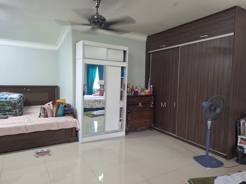 Rumah Banglo untuk Dijual di Seksyen 30 (Shah Alam) - Hairul Azmi - Bedroom - PropertyGuru.com.my