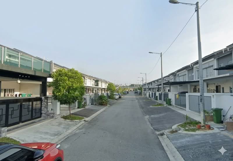 Rumah Teres 2 Tingkat untuk Dijual di Taman Sari Alamanda (Serendah) - Hannee Tay - Exterior - PropertyGuru.com.my