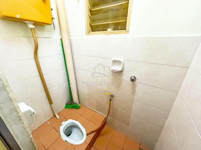 Rumah Teres 2 Tingkat untuk Dijual di Bandar Mahkota Cheras (Cheras) - Zarema Kulbuzheva - Bathroom - PropertyGuru.com.my