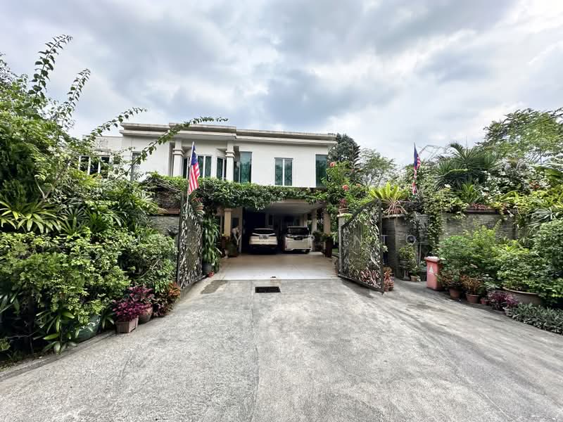 Semi-Detached House for Sale in Kelana Jaya (Petaling Jaya) - Melvyn Pinto - Exterior - PropertyGuru.com.my
