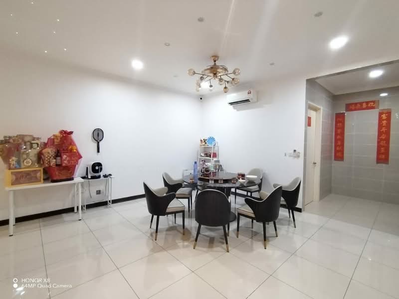 2-storey Terraced House for Sale in Setia Alam (Selangor) - Doris Chuah - Dining Room - PropertyGuru.com.my