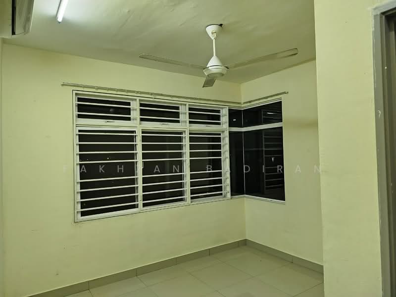 Condominium for Sale at Dwiputra Residences - Fakhzan Badiran - Interior - PropertyGuru.com.my