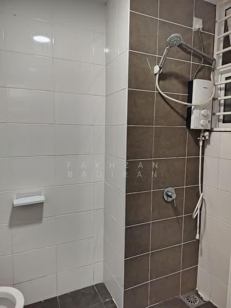 Condominium for Sale at Dwiputra Residences - Fakhzan Badiran - Bathroom - PropertyGuru.com.my