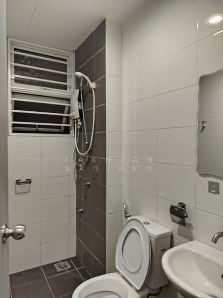 Condominium for Sale at Dwiputra Residences - Fakhzan Badiran - Bathroom - PropertyGuru.com.my