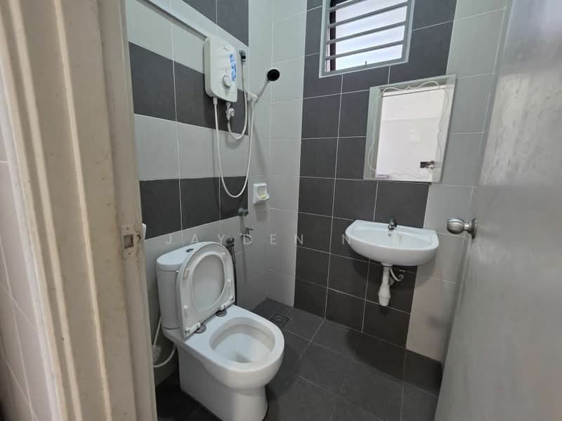 2-storey Terraced House for Sale in Bandar Dato Onn (Tebrau) - Jayden Ng - Bathroom - PropertyGuru.com.my