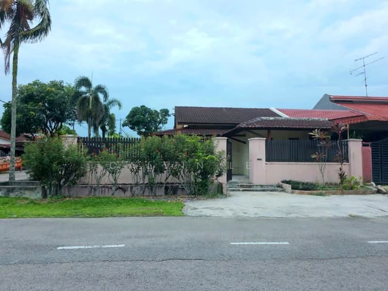 1-storey Terraced House for Sale in Taman Sri Tebrau (Johor Bahru) - Calvin Lee - PropertyGuru.com.my