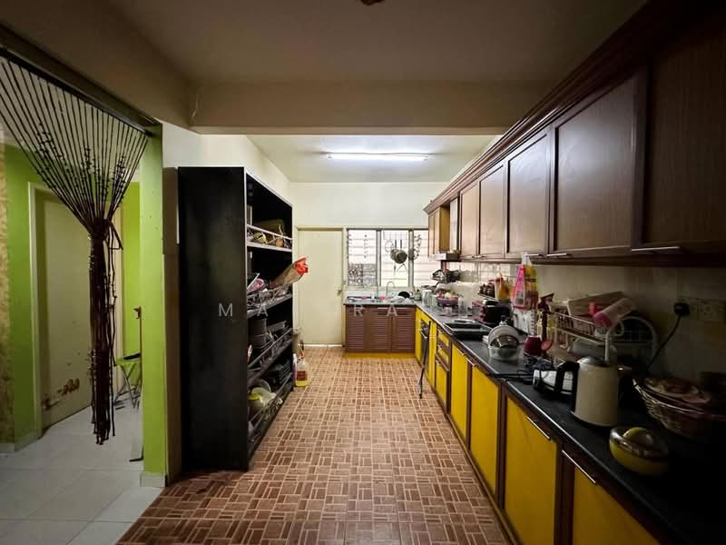 2-storey Terraced House for Sale in Taman Prima Saujana (Kajang) - Mahirah . - Kitchen - PropertyGuru.com.my