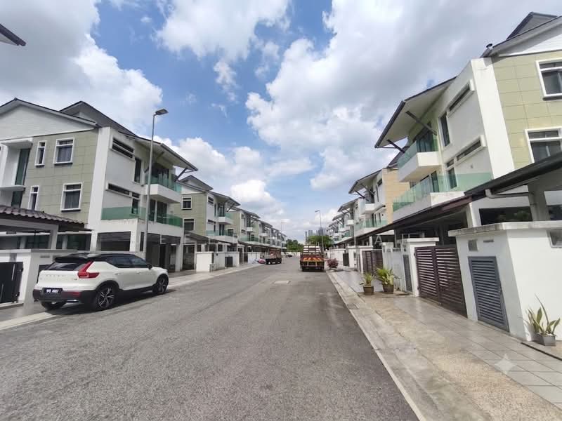 Link Bungalow for Sale in Taman Sri Bintang (Kepong) - Jeffrey Siah - PropertyGuru.com.my