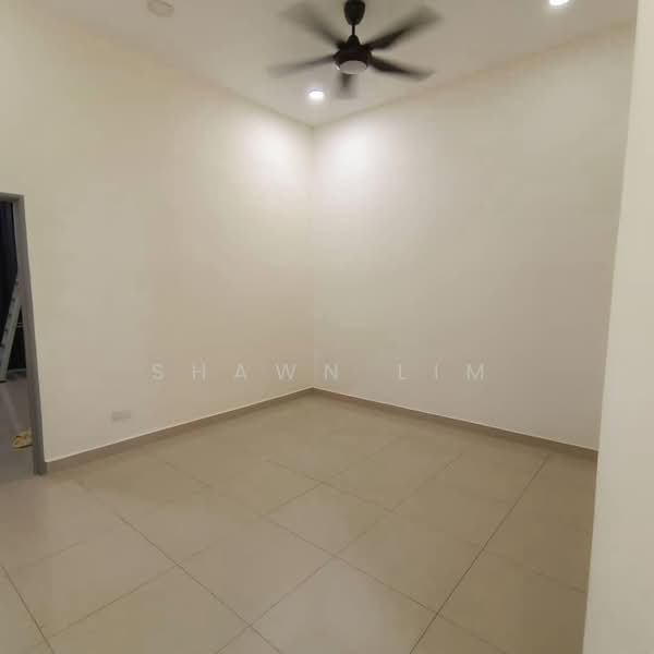 Rumah Teres 2 Tingkat untuk Dijual di Taman Mount Austin (Tebrau) - Shawn Lim - PropertyGuru.com.my