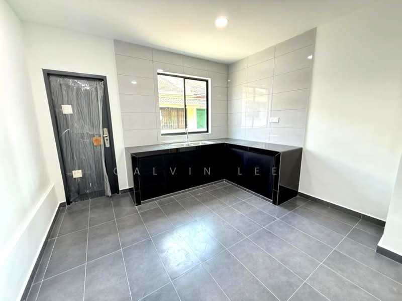 Rumah Teres 1 Tingkat untuk Dijual di Bandar Seri Alam (Masai) - Calvin Lee - PropertyGuru.com.my