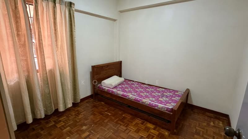 Pangsapuri untuk Dijual di Aman Puri Apartment - Koei See - Bedroom - PropertyGuru.com.my