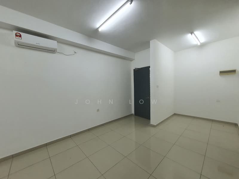 Service Residence for Rent at D'carlton (Residensi Seri Mega) - John Low - Interior - PropertyGuru.com.my