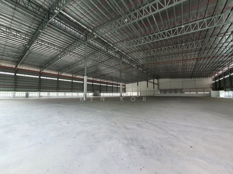 Factory for Sale in Akasia Business Park (Ulu Tiram) - Ken Kor - Interior - PropertyGuru.com.my