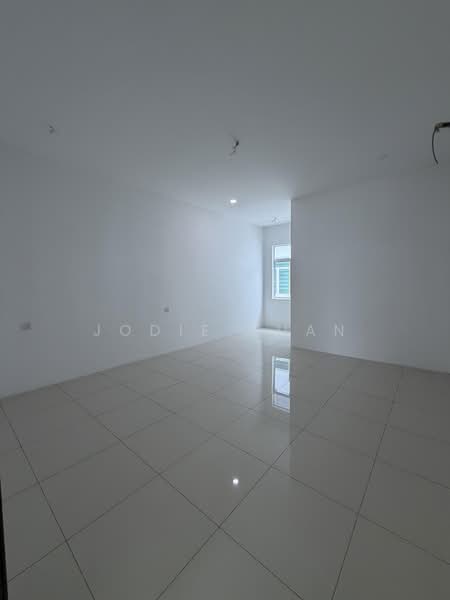 Cluster House for Sale in Ipoh (Perak) - Jodie Kuan - Bedroom 3  - PropertyGuru.com.my