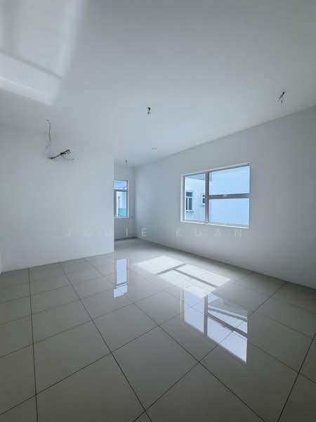 Cluster House for Sale in Ipoh (Perak) - Jodie Kuan - Bedroom 2 - PropertyGuru.com.my