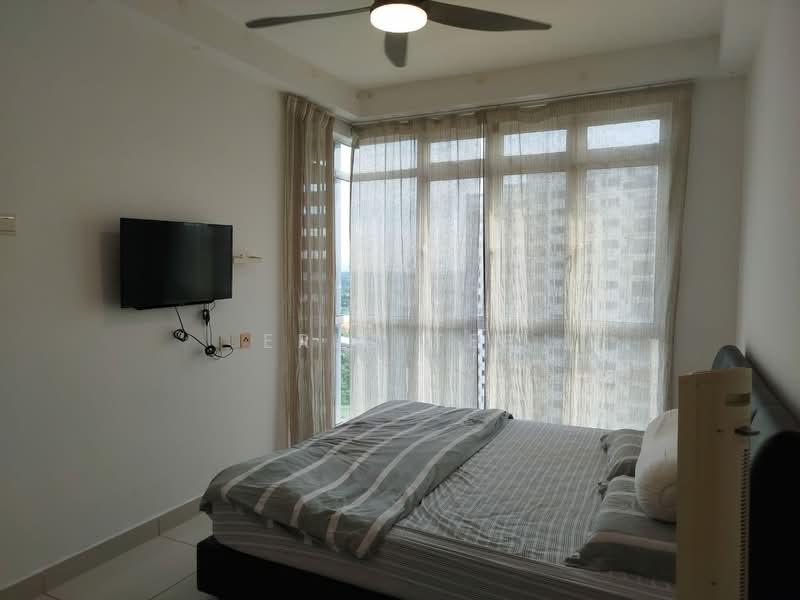 Servis Apartment untuk Disewa di KSL Residence @ Daya - Eric Tee - Bedroom - PropertyGuru.com.my