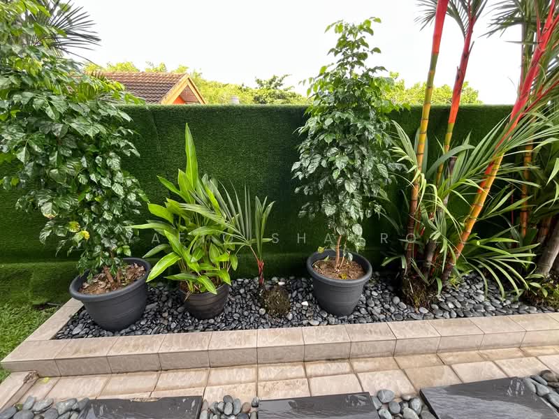 Rumah Banglo untuk Disewa di Ampang (Selangor) - Syafiq Shamroz - Garden - PropertyGuru.com.my