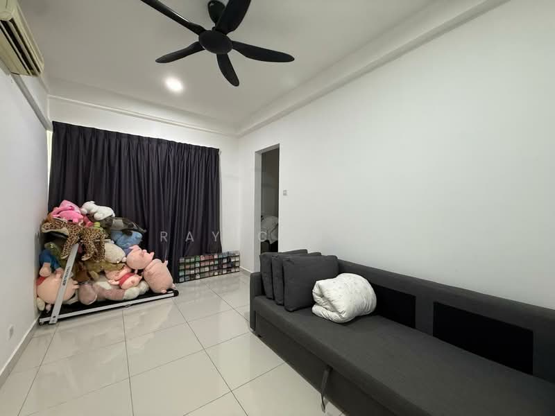 Semi-Detached House for Sale in Mahkota Hills (Cheras) - Ray Chong - Living Room - PropertyGuru.com.my
