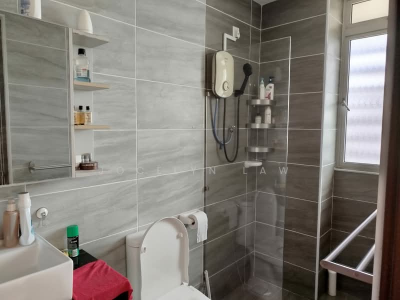 Service Residence for Rent at KSL Residence @ Daya - Jocelyn Law - Bathroom - PropertyGuru.com.my