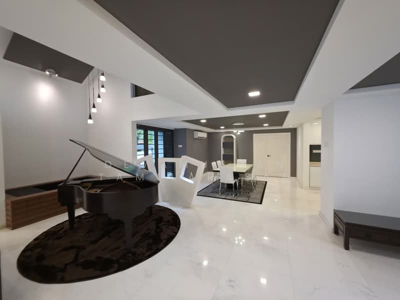 Rumah Banglo untuk Dijual di Seksyen 14 (Petaling Jaya) - Devamuthan Tamilarasan - Living Room - PropertyGuru.com.my