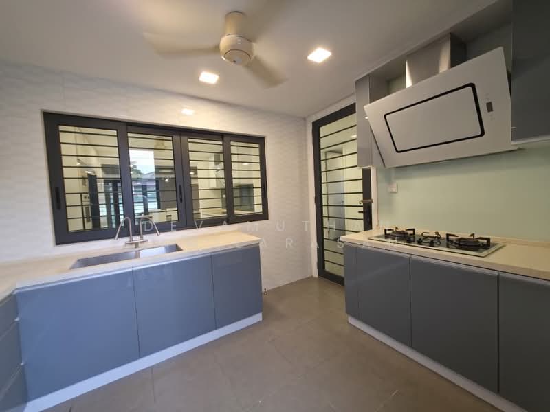 Rumah Banglo untuk Dijual di Seksyen 14 (Petaling Jaya) - Devamuthan Tamilarasan - Kitchen - PropertyGuru.com.my