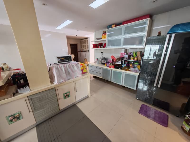 Semi-Detached House for Sale in Taman Overseas Union (Taman Oug) (Jalan Klang Lama (Old Klang Road)) - Bobo Lee - Kitchen - PropertyGuru.com.my