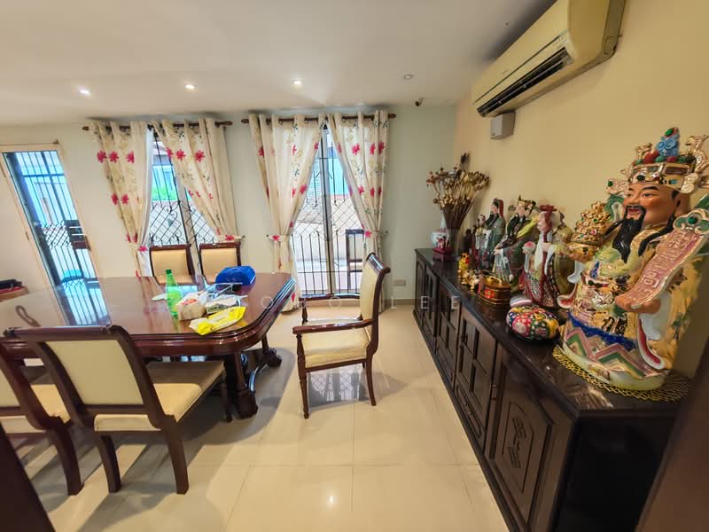 Semi-Detached House for Sale in Taman Overseas Union (Taman Oug) (Jalan Klang Lama (Old Klang Road)) - Bobo Lee - Dining Room - PropertyGuru.com.my