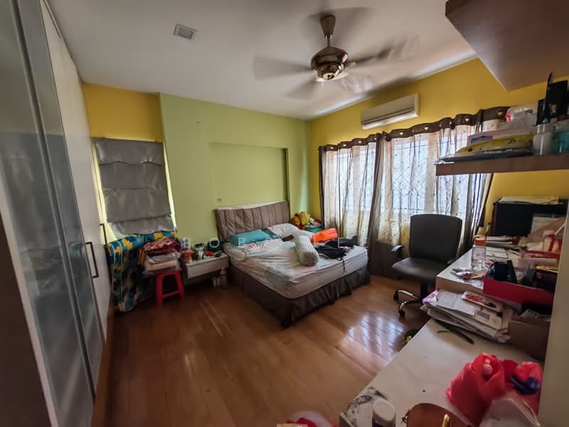 Semi-Detached House for Sale in Taman Overseas Union (Taman Oug) (Jalan Klang Lama (Old Klang Road)) - Bobo Lee - Bedroom - PropertyGuru.com.my