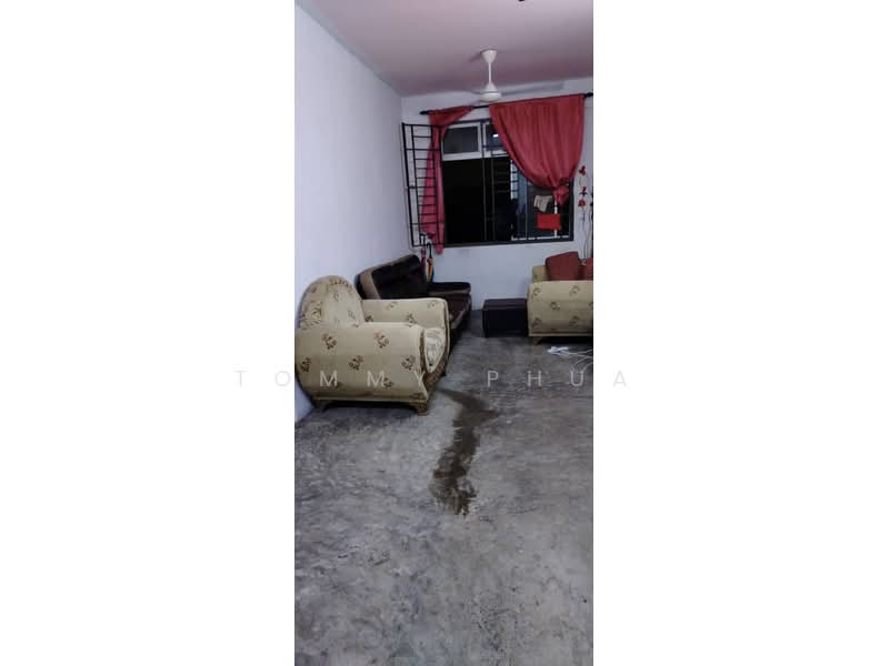 Flat for Sale at Rumah Pangsa Orkid - Tommy Phua - Living Room - PropertyGuru.com.my