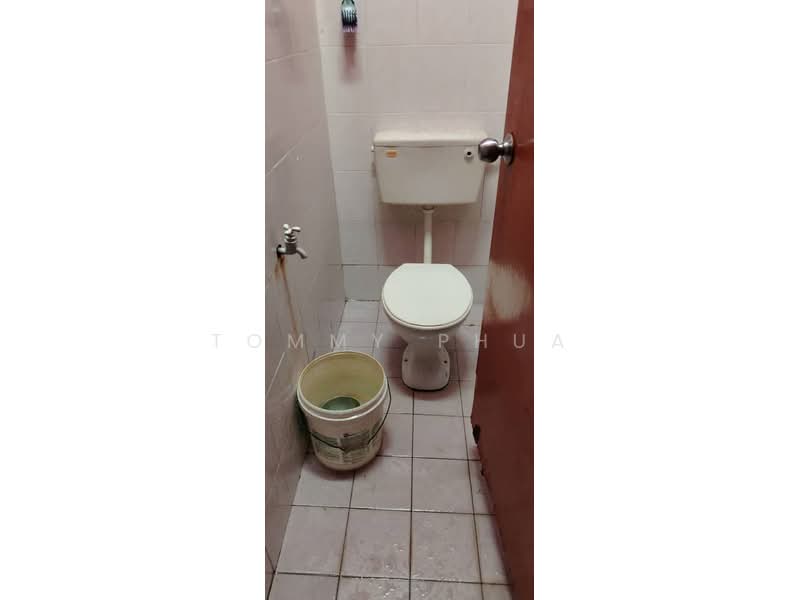 Flat for Sale at Rumah Pangsa Orkid - Tommy Phua - Bathroom - PropertyGuru.com.my