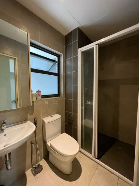 Kondominium untuk Disewa di Lakeville Residence - BC TAN - Bathroom - PropertyGuru.com.my