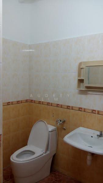 2-storey Terraced House for Sale in Pandan Perdana (Ampang) - Audrey Lim - Bathroom - PropertyGuru.com.my
