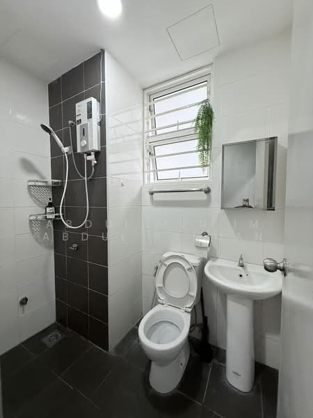 Kondominium untuk Disewa di Dwiputra Residences - Abdul Mun'im Abdul Rahman - PropertyGuru.com.my