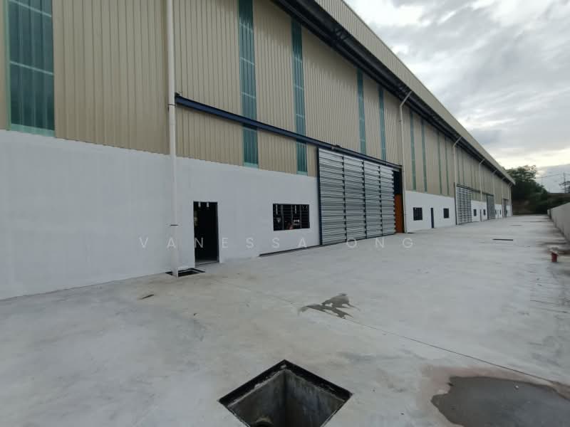 Factory for Rent in Rawang (Selangor) - Vanessa Ong - Exterior - PropertyGuru.com.my
