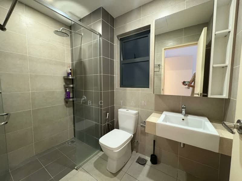 Kondominium untuk Disewa di Lakeville Residence - BC TAN - Bathroom - PropertyGuru.com.my