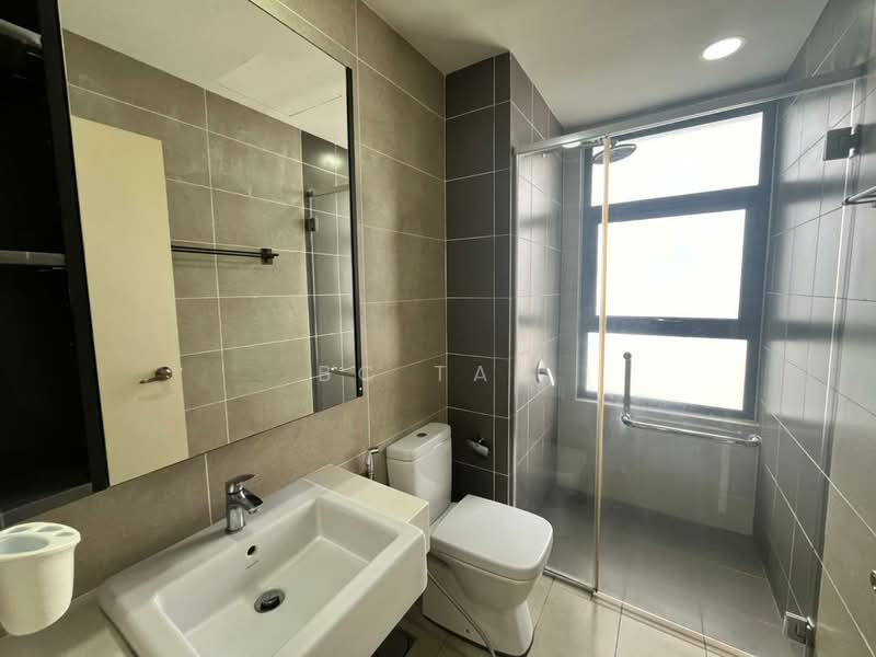 Kondominium untuk Disewa di Lakeville Residence - BC TAN - Bathroom - PropertyGuru.com.my
