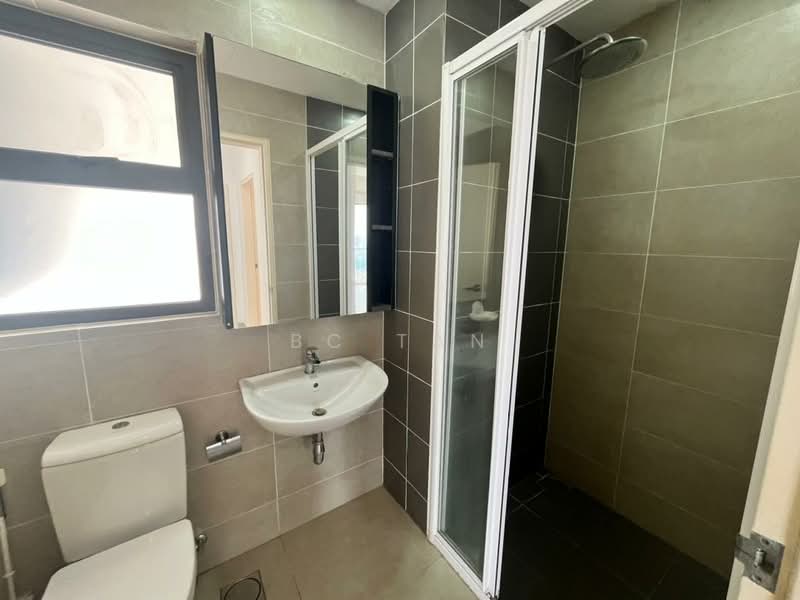 Kondominium untuk Disewa di Lakeville Residence - BC TAN - Bathroom - PropertyGuru.com.my